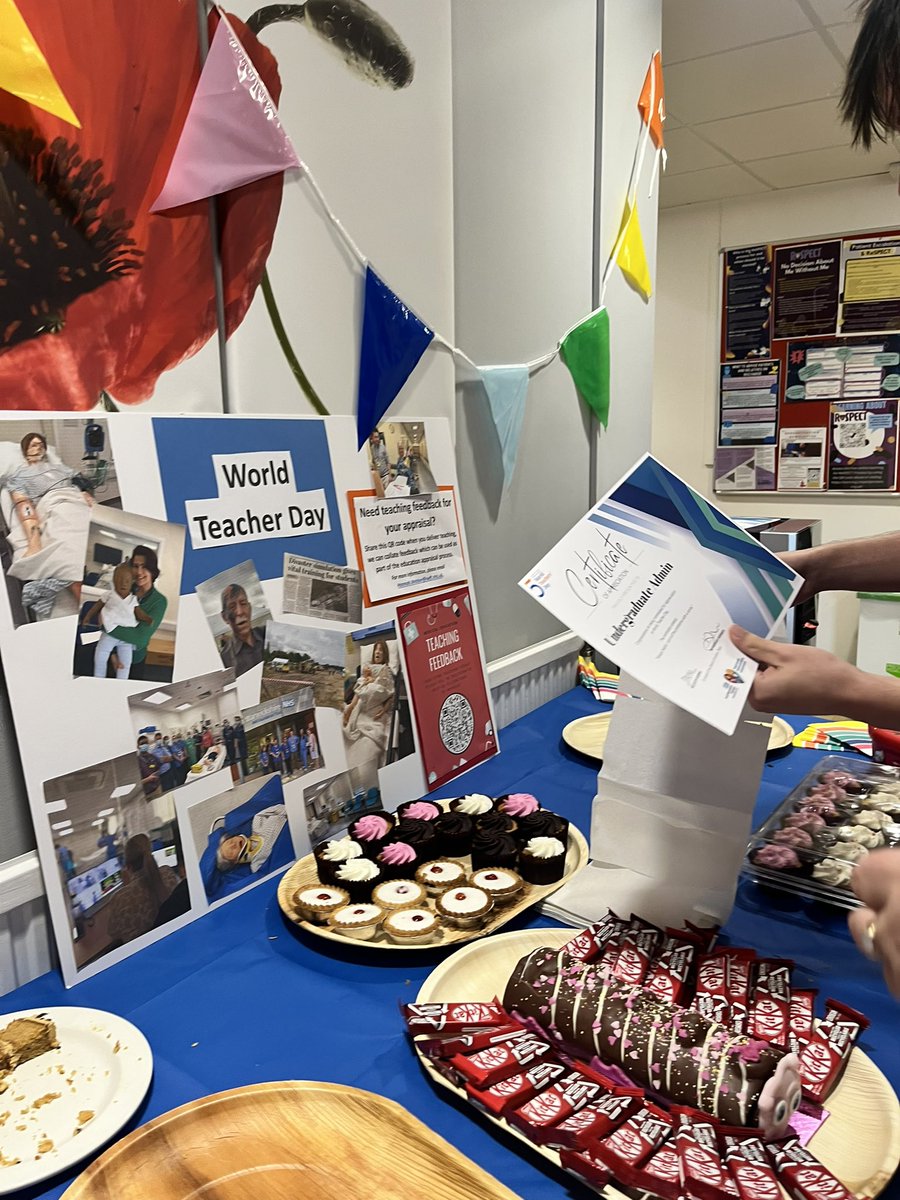 EdSwft's tweet image. Celebrating our healthcare educators on #WorldTeacherDay - we are lucky at @nhsswft to have such value placed on medical education ❤️ #ValuingMedEd