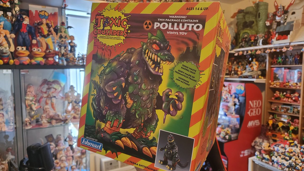 TechWizX's tweet photo. I finally got a #Toxiccrusaders #Polluto vinyl action figure.
Thank you Justin Ishmael.
I waited over 30 years for this.
I can't wait to unbox and take some pictures with the rest of my complete @PlaymatesToys Toxic Crusaders collection.
You can purchase your very own Pulluto figure at the link below. ⤵️
https://t.co/gXuBQ7yI1H