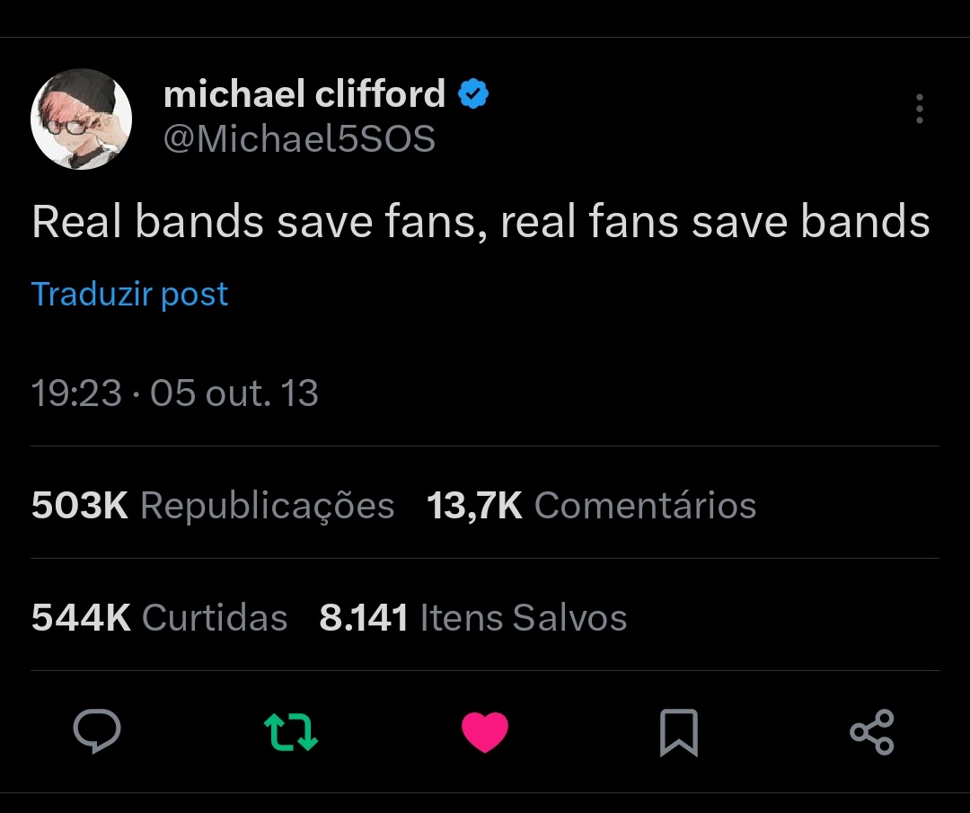 5SOSBrasilFam's tweet image. Hoje, o lendário tweet do Michael "real bands save fans, real fans save bands" completa 10 anos! 
Parece que foi ontem! 🥺