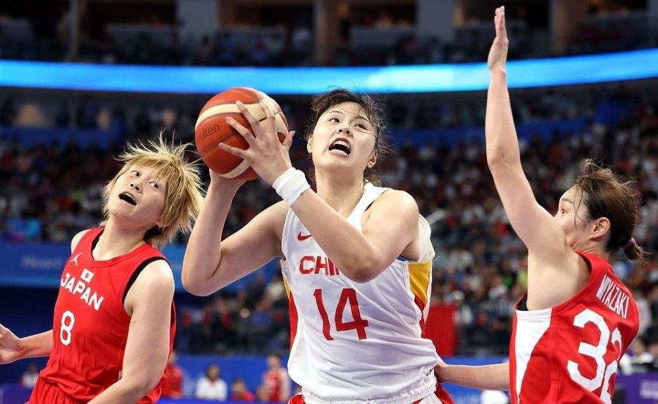 19thAGofficial's tweet photo. Congratulations to Team China for winning the gold medal in Basketball, Women's event by defeating Team Japan at Hangzhou Asian Games.

#Hangzhou #AsianGames #Basketball #HangzhouAsianGames #AsianGames2023 #GoldMedal #TeamChina 

@FIBA https://t.co/Y6eDRGmjdv