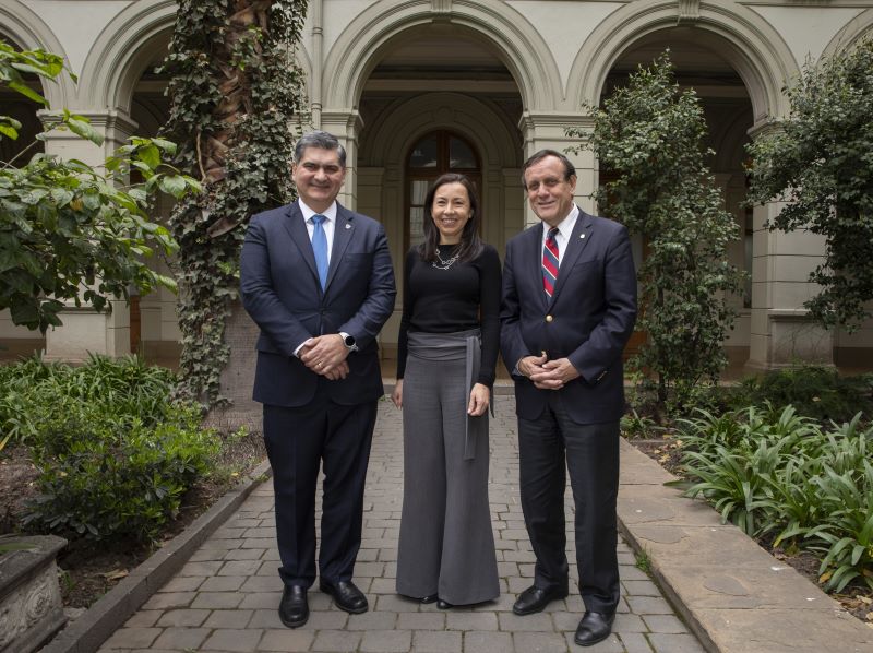 javierparada22's tweet photo. Tríada universitaria líderes de América Latina abordan los principales retos de la educación superior https://t.co/nFT5UqgRjg https://t.co/i7qj5W5rT8