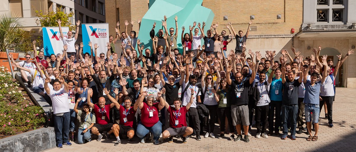 CodeSyntax tweet media