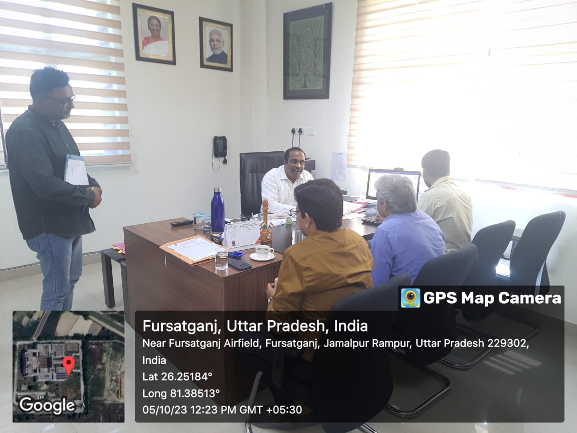 अधीक्षण अभियंता महोदय गौरीगंज एवं अधिशाषी अभियंता तिलोई द्वारा आज राजीव गांधी एविएशन यूनिवर्सिटी के रजिस्ट्रार के साथ मीटिंग कर निर्बाध विद्युत आपूर्ति हेतु चर्चा की गई