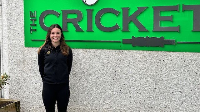 As we celebrate Scottish Women &amp; Girls in Sport Week 2023, we're focusing on some of the women inspiring inclusion in cricket 💜🏴󠁧󠁢󠁳󠁣󠁴󠁿

Lauryn Gibson is an engagement coach at <a href="/BrechinBucs/">Brechin Buccaneers</a>  🫶

🔗 cricketscotland.com/women-and-girl…

#SheCanSheWill