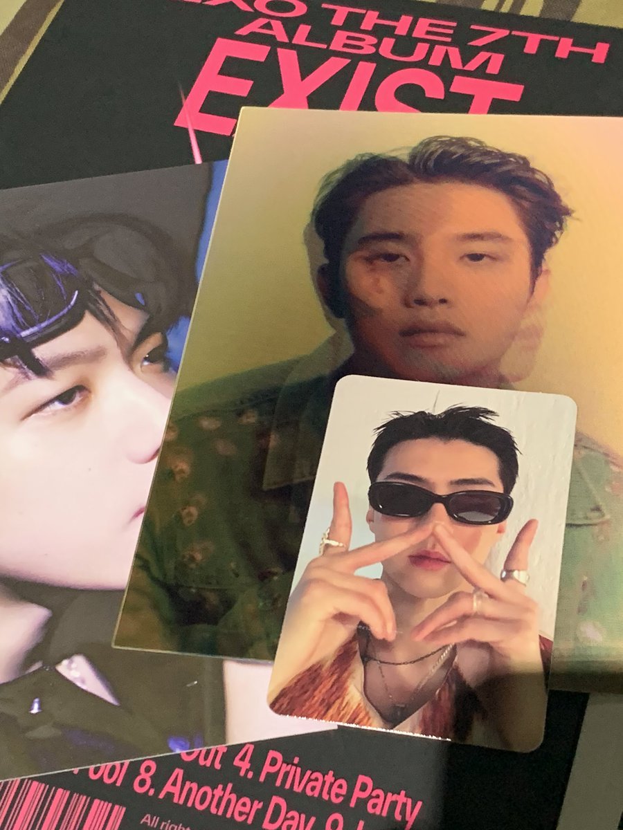 kjiscart's tweet photo. thank you so much po @yellowskyshop !!! grabe ang sehun, chanyeol, do and baek magnet na ‘to <3333 https://t.co/NzFOOwnDCi