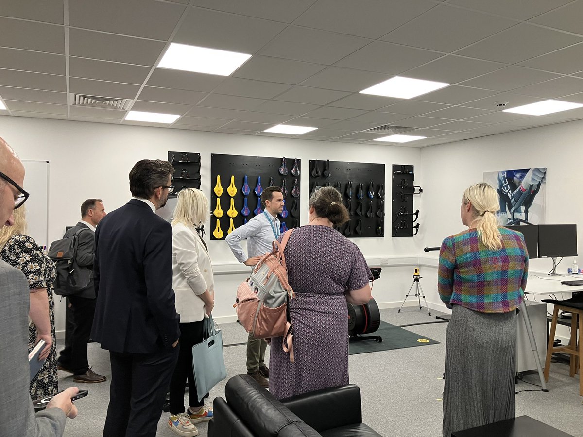A fantastic turn out of <a href="/WestcottSpace/">Westcott Space Cluster</a> businesses to learn about shared #technology , #engineering capabilities &amp; cluster development practice @SilvTechCluster <a href="/BucksLEP/">Buckinghamshire Economic Growth</a> <a href="/WestcottVP/">WestcottVenturePark</a> <a href="/SilverstonePark/">silverstonepark</a> <a href="/SSEHub/">Silverstone Sports Engineering Hub</a> #EnterpriseZones #space #WSW2023 #Bucks #Business