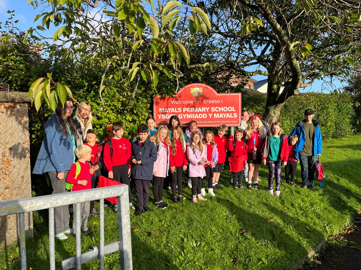 MayalsSchool's tweet photo. A few snaps from last week's Walking Bus! The best turnout we have had yet! Thank you ever so much to all those who joined us!
We will be holding another Walking Bus morning soon, from the top end of Mayals. Keep a look out for details!
#MayCommunity #MayHealthWB https://t.co/6pMY2fb5cd