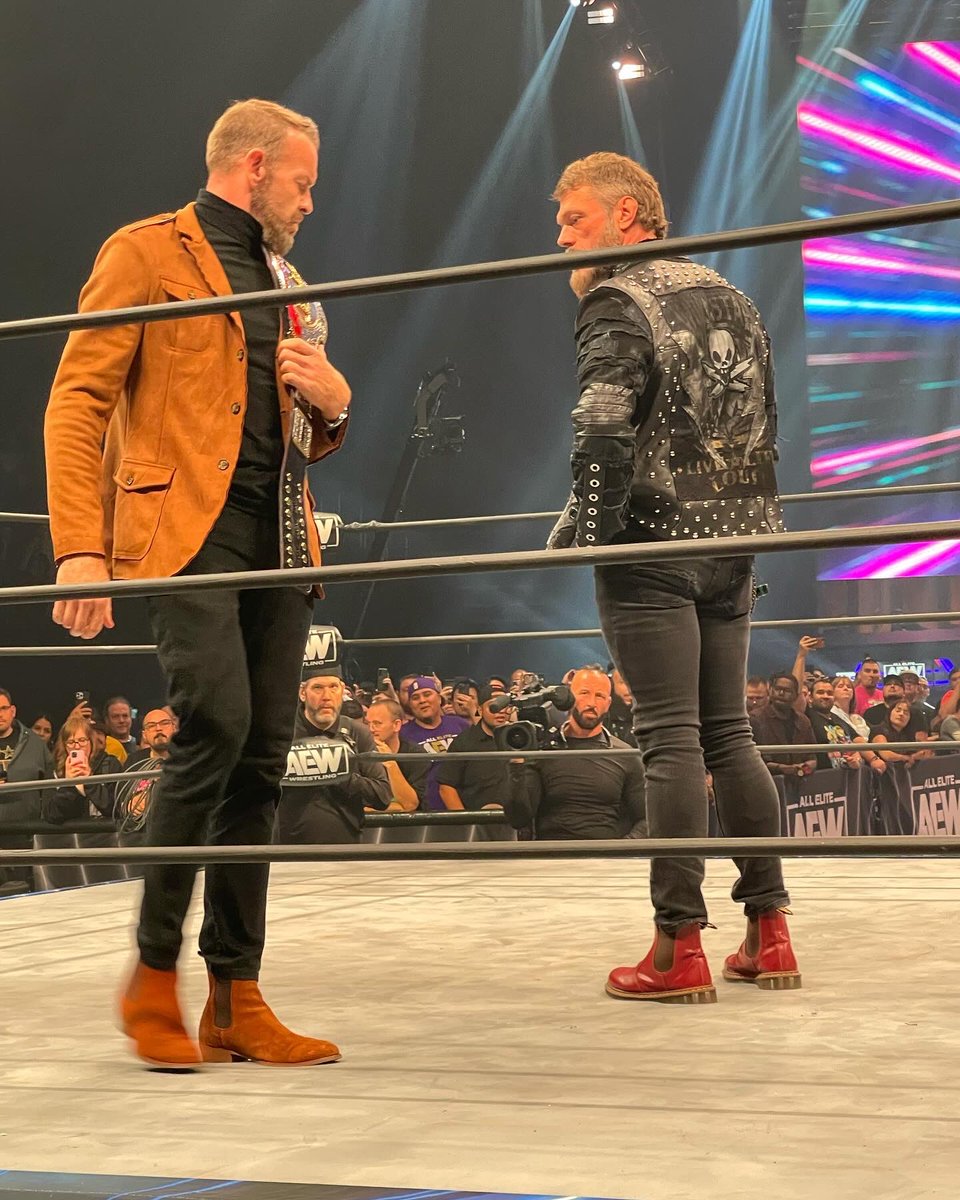 TheVicMacias's tweet image. Last night was fun. @EdgeRatedR #aewdynamite