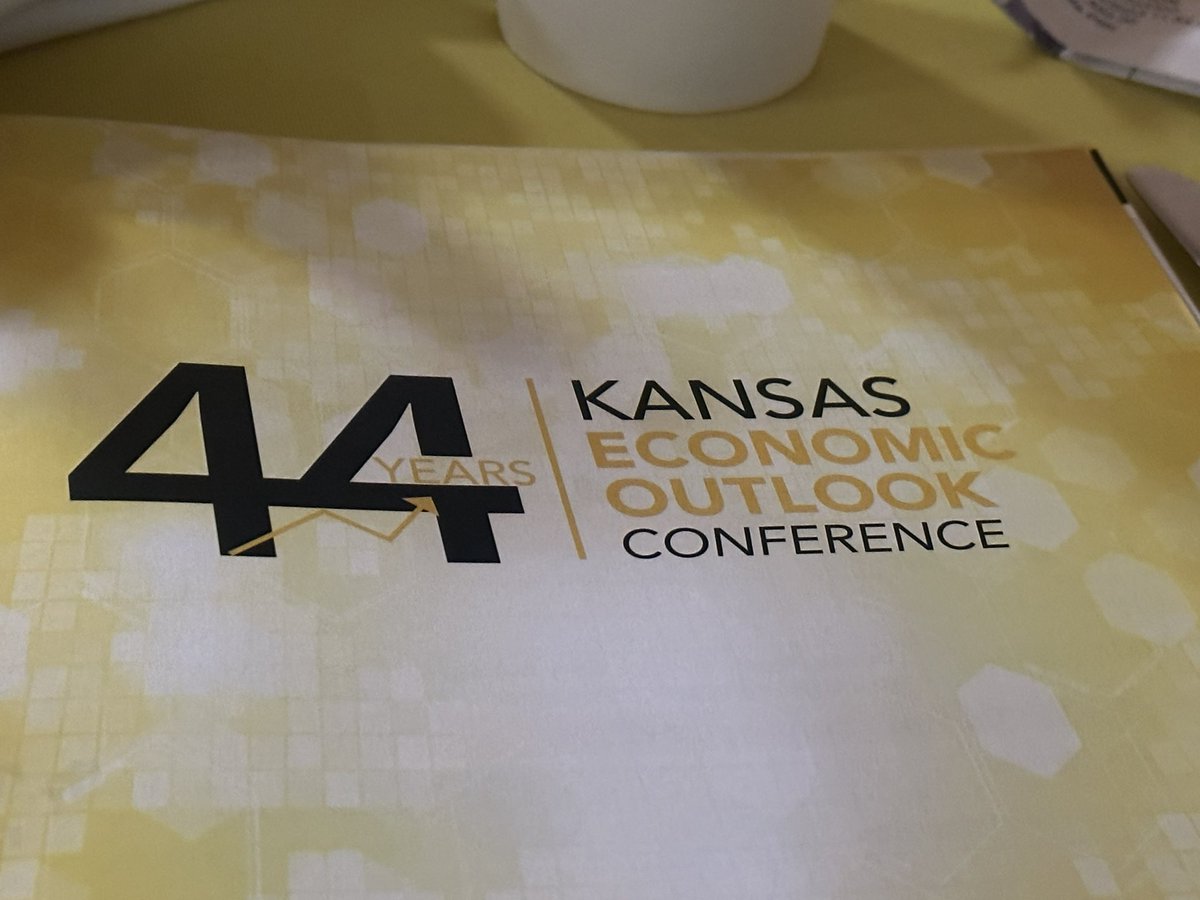 Kansas Economic Outlook Conference <a href="/wsuCEDBR/">CEDBR</a> <a href="/WichitaState/">Wichita State</a>