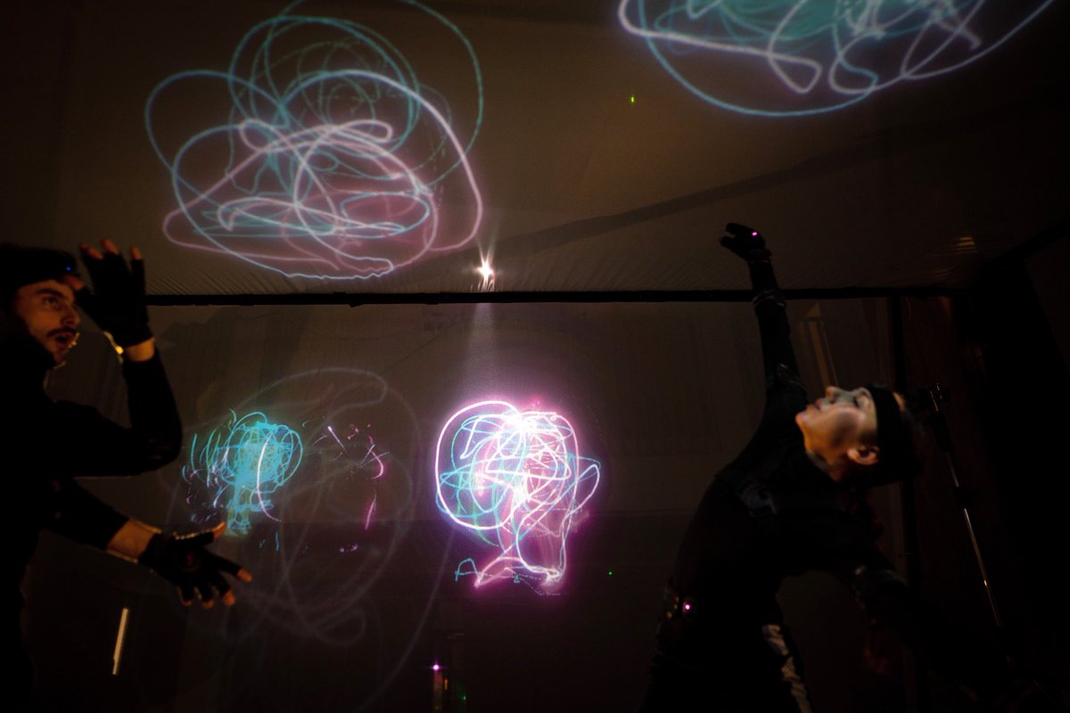 On the 19/11/23 we are delivering a preschool workshop with <a href="/Spun_Glass/">Spun Glass Theatre</a> 

Follow Gabby &amp; Ed's space exploration adventure as they discover &amp; learn about the universe. We'll build space junk, dance on the moon, &amp; create new moves.

spunglasstheatre.com/how-to-build-a…

📸 by Erin Cuevas