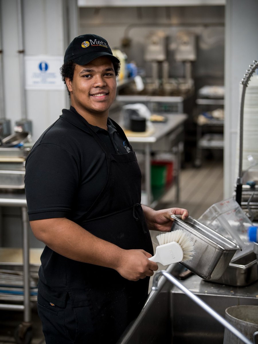 LBHealth's tweet photo. It’s #HealthcareFoodserviceWorkersWeek! 

This week we want to give a huge thank you to our foodservice teams who keep our LifeBridge Health facilities running smoothly. 

You all play a vital role in our patients’ journey to recovery! 

#LifeBridgeHealth #FoodserviceWorkers https://t.co/JUBit2XnwJ