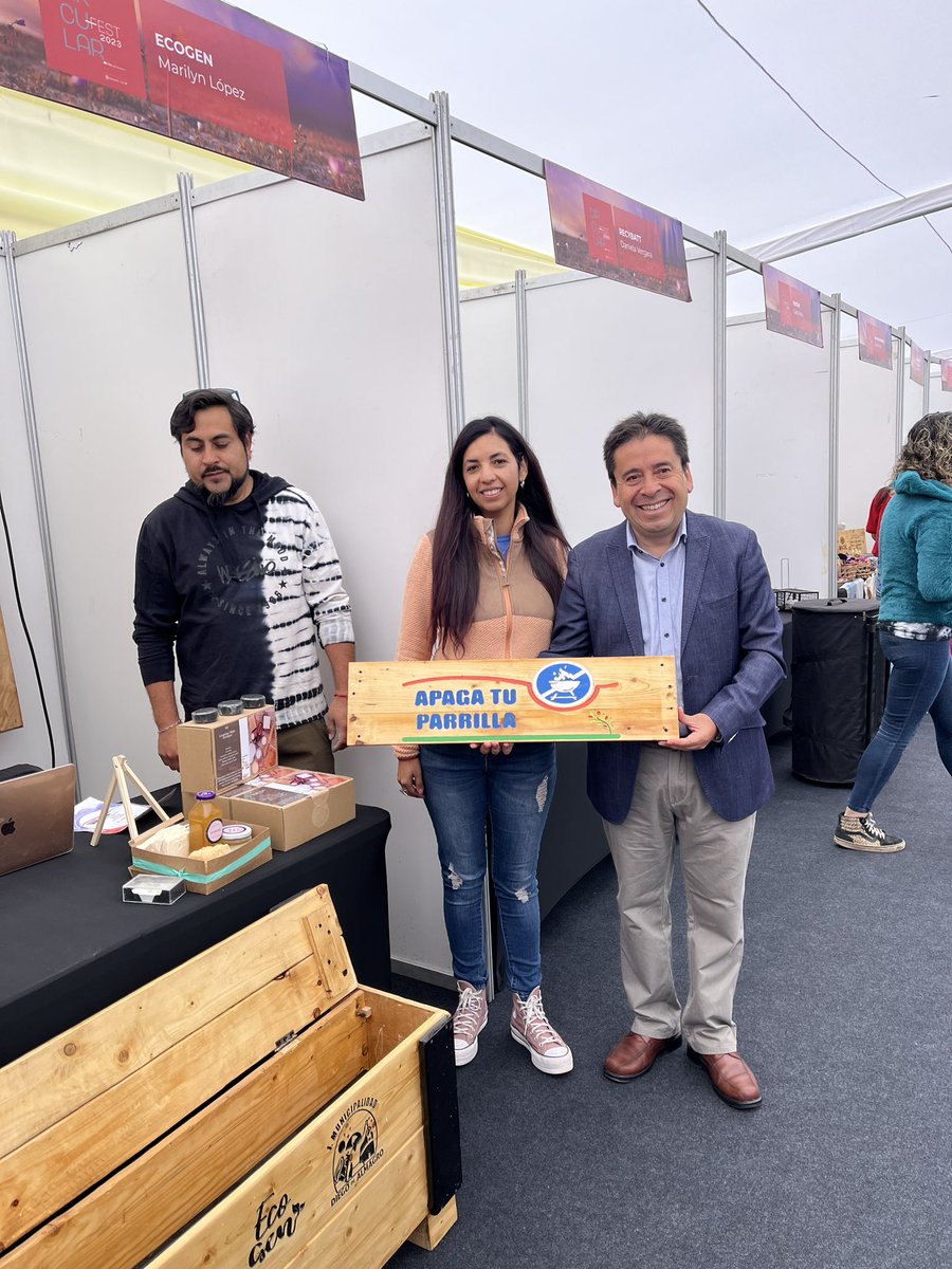 CorfoAtacama's tweet photo. Al igual que nuestro Gobernador @mvargasatacama ven a conocer a los y las emprendedoras de economía circular de nuestra región, presentes en la Fiesta de la Circularidad #CircularFest2023, evento organizado por @circular_tec con apoyo de @Corfo y @UAtacama https://t.co/xfDgNFNFbz