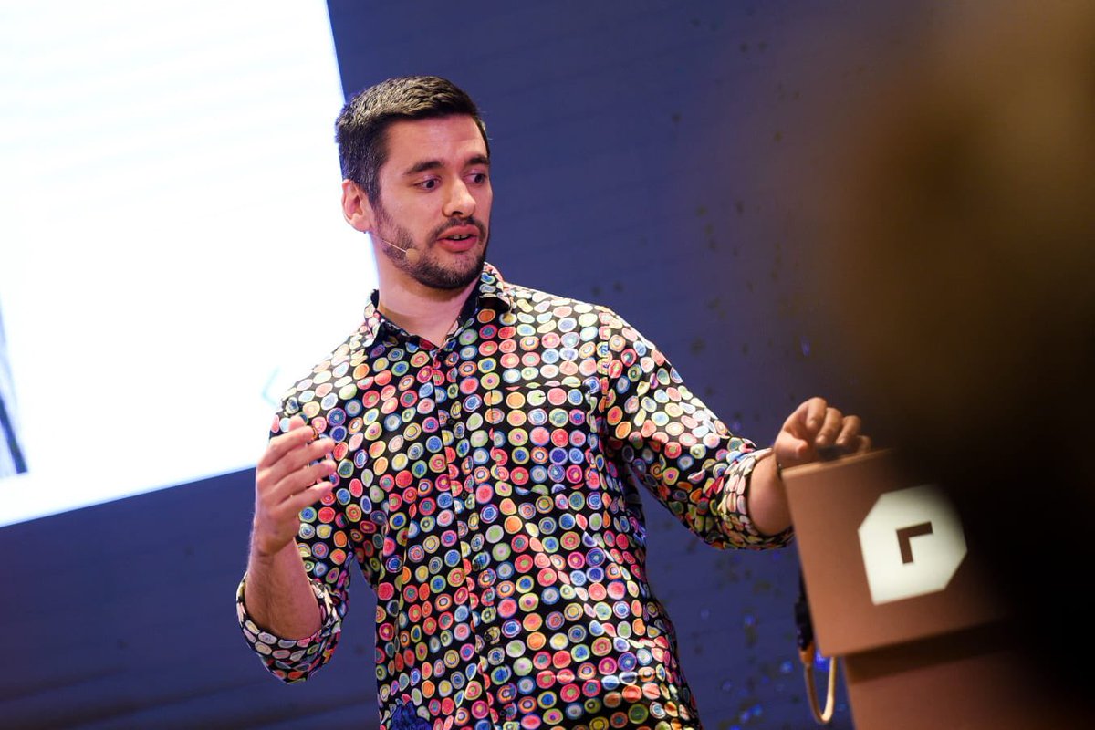 revo.js conference tweet media