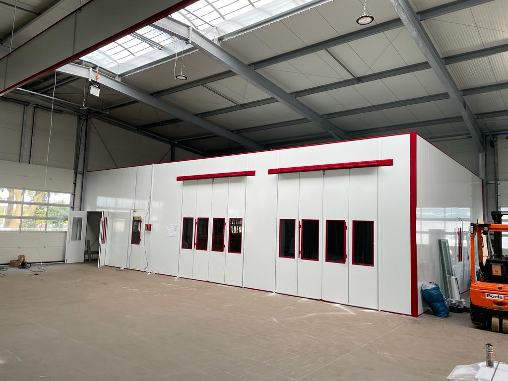 Rowitkampen's tweet photo. kW 40. Firma #Autohaus SAT in #Leer in der Bauphase.
Hier bauen wir ein PKW-Spritzkabinen, einen #Ruhraum einen #Mischraum ein #Lager und zwei Doppelvorbereitungseinheite #kampen #Spritzkabine #Lackierung https://t.co/r6YVZNJzTm
