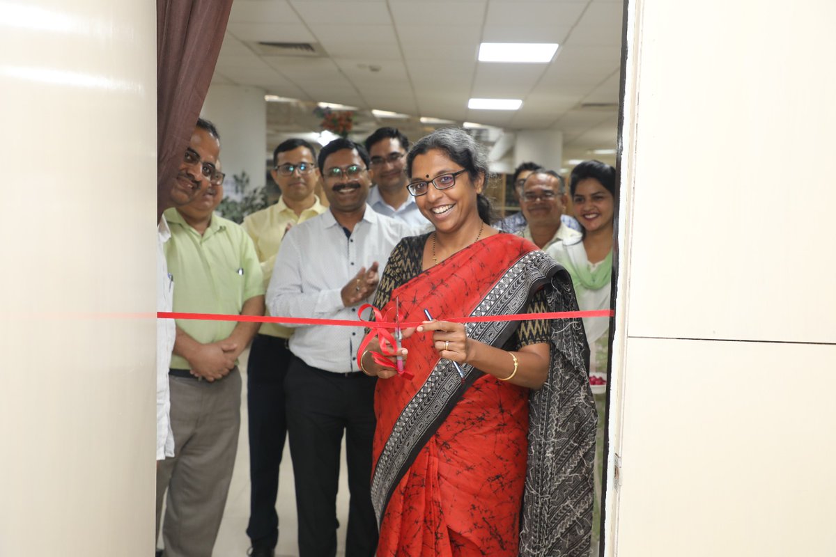 CSIR_CDRI's tweet photo. Glimpses of inauguration of a newly created facility #Digital #Library #AccessZone inside the #KnowledgeResourceCentre
@CSIR_IND @IndiaDST @DrJitendraSingh @DrNKalaiselvi @VigyanPrasar @CSIR_NIScPR https://t.co/WHLlPcyYlQ