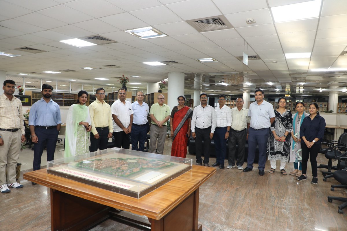 CSIR_CDRI's tweet photo. Glimpses of inauguration of a newly created facility #Digital #Library #AccessZone inside the #KnowledgeResourceCentre
@CSIR_IND @IndiaDST @DrJitendraSingh @DrNKalaiselvi @VigyanPrasar @CSIR_NIScPR https://t.co/WHLlPcyYlQ