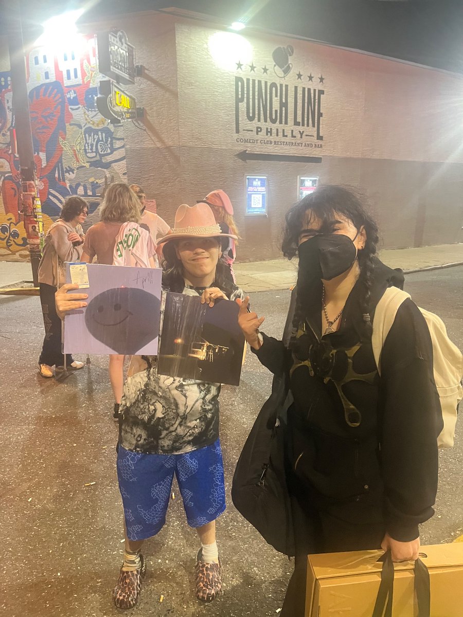 SingularAlien's tweet image. And Evening In Four Photos. @underscoresplus @torrmusic