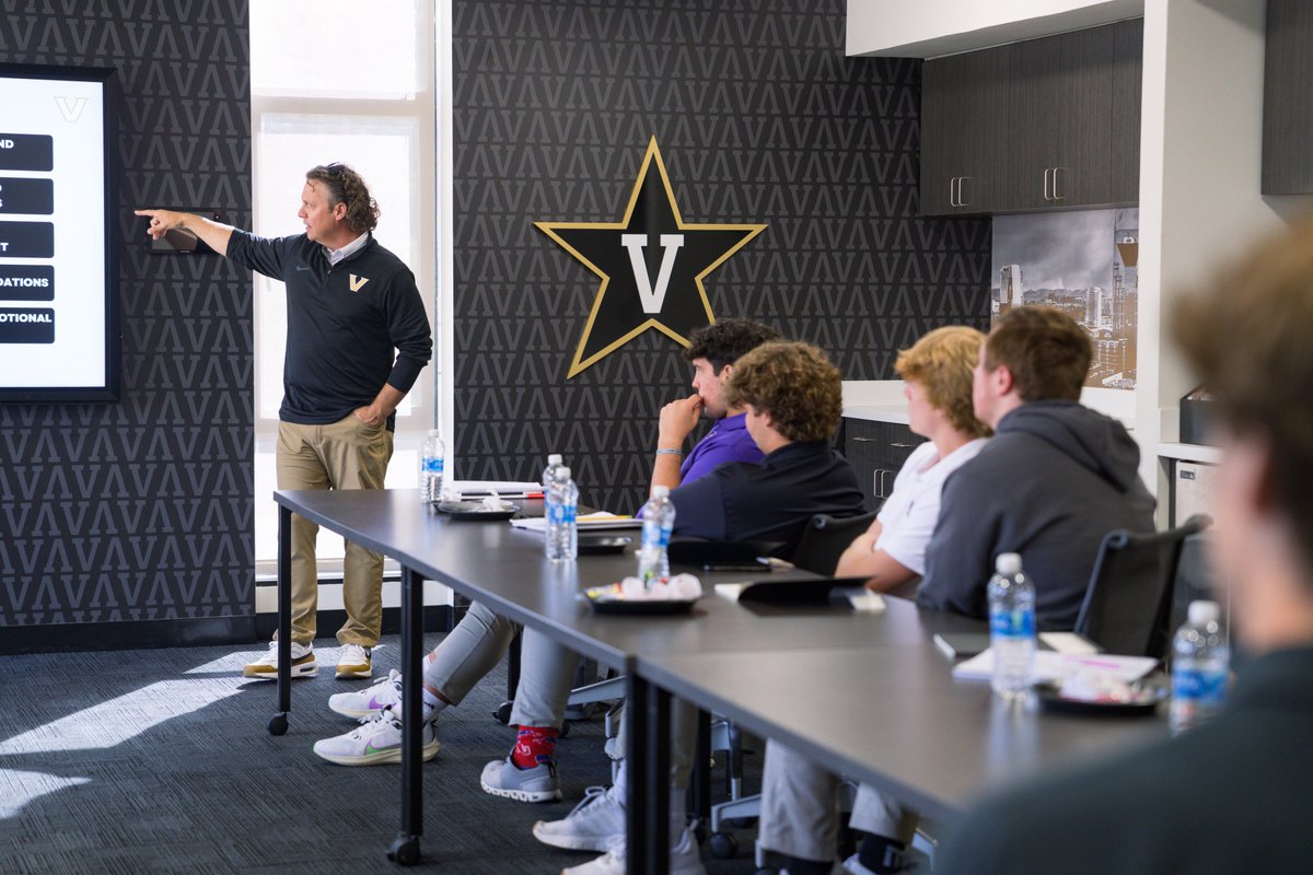cpalions's tweet photo. #CPAupper Sports Management students visited @vucommodores - all about revenue streams, expenses, &amp; the fan experience. Thank you, @NCCMarkCarter, for educating students on all things sports marketing. @VanderbiltU @VandyMBB @VandyFootball 

Read more: https://t.co/mVNjP90NL7 https://t.co/lNm4ZN5tMS