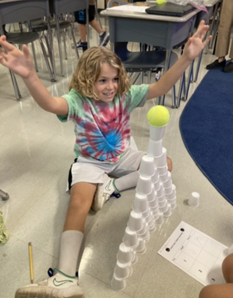 TalawandaSTEM's tweet photo. Meet Drake, a 4th grader at Kramer. This is what pride in your work and overwhelming joy looks like after you've overcome countless failures. Here's to developing our perseverance! https://t.co/k0spAOp1cW
