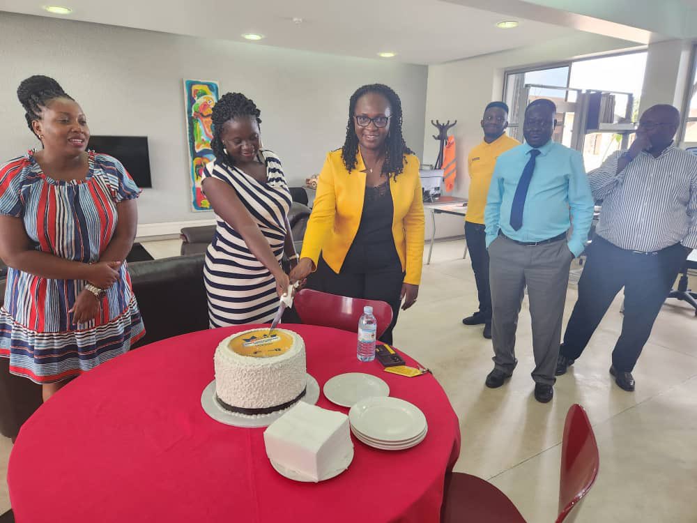 mtnug's tweet image. Gratitude in action - Our team, led by GM Customer Experience @DorcasBM and Senior Manager Large Enterprises @PaulLuyima, Lawrence Inzima, and Jonathan Obara, paid a special visit to Motor Care Uganda to express our heartfelt thanks for their unwavering loyalty to MTN. 

A warm…