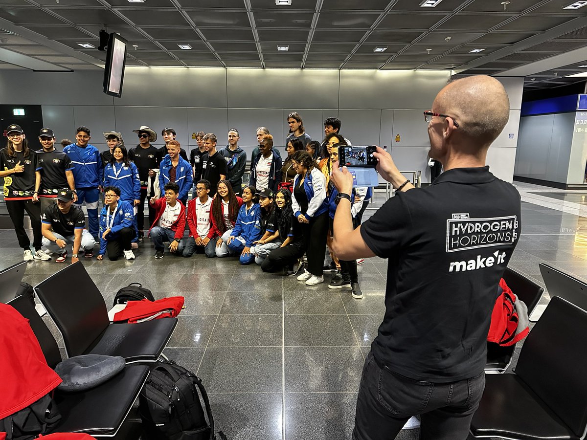 FirstLuxembourg's tweet photo. TeamLuxembourg arrived safely at #FGC23Singapore. 
Thanks @PinsentMasons Luxembourg and @luxmakeit ! https://t.co/KWXL8Dhh35