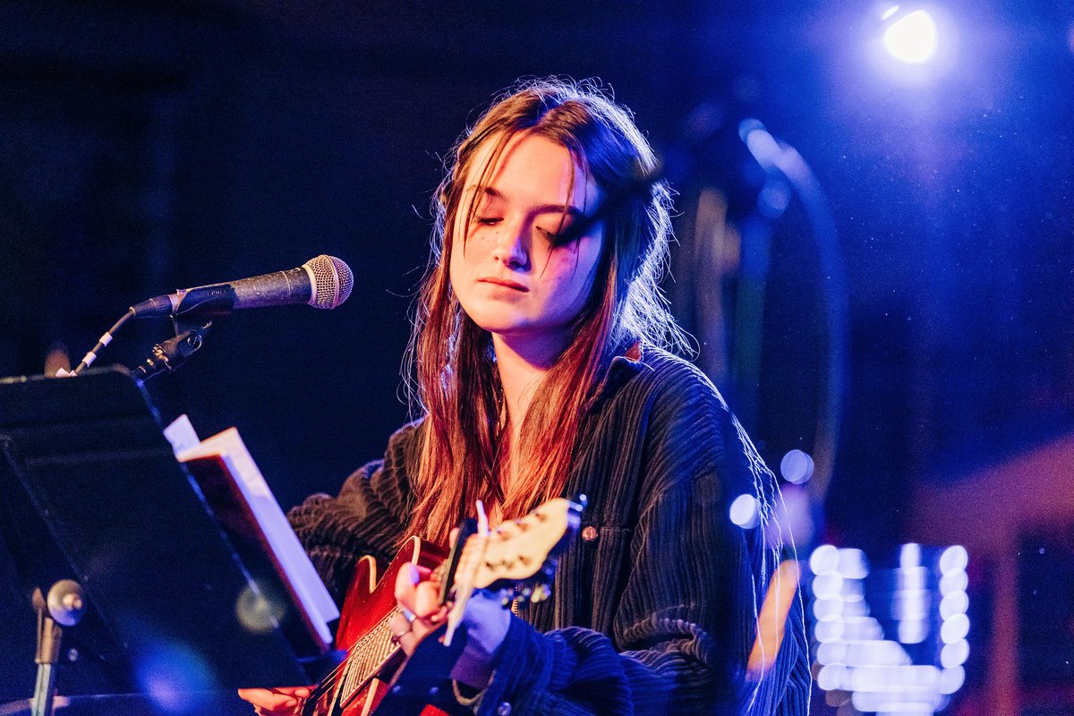 Girls Write Nashville tweet media