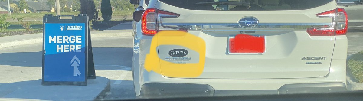 It’s everywhere #Swifties #TravisKelce 
#Bumpers