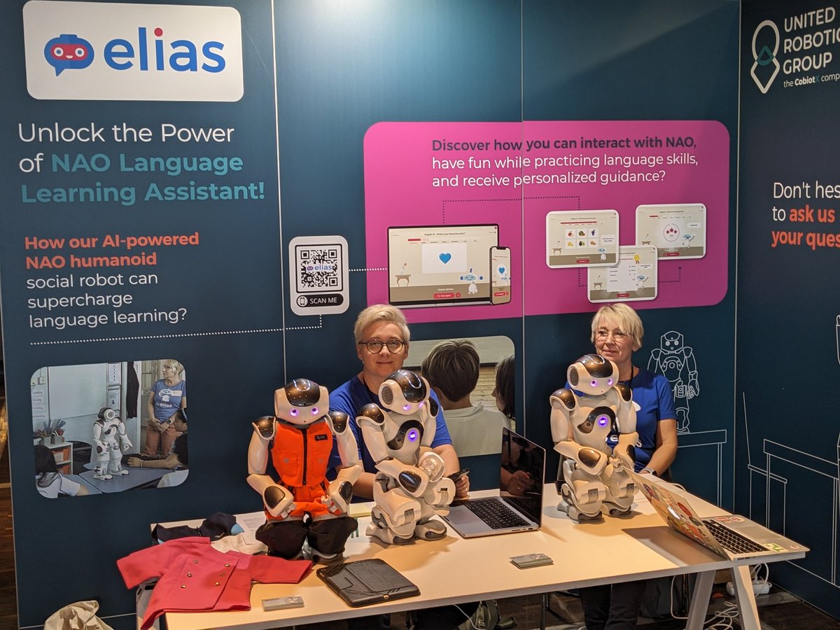 EmileAndHisBots's tweet photo. @SakkaSophie @pedagogAnnie @AmyEguchi Now @hamminki and a few teachers from Finland are telling us about Elias, a solution to teach languages with NAO (which they are also demoing at their stand). Language teaching is one my favorite use of robots, I have quite a few apps/prototypes. https://t.co/rzaCAD0mqU
