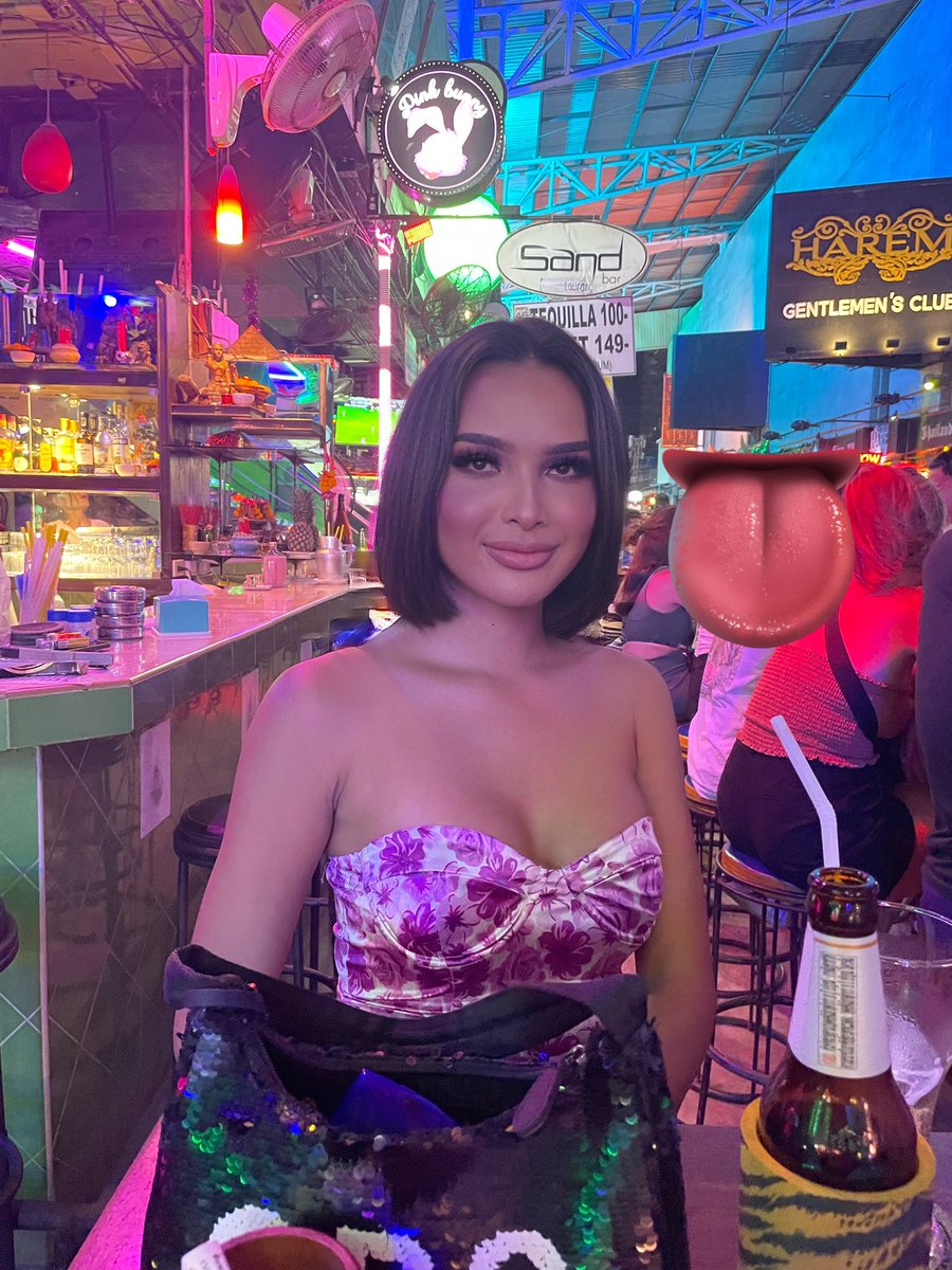 Come have fun with me and cum together. 😛😛 #Phuket