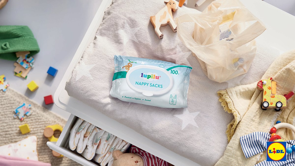 LidlBelgium's tweet photo. Avoir un #bébé est l'une des plus excitantes expériences de votre vie 👶.

Pour vous donner un coup de main, nous avons   développé les produits #Lupilu. Ils constituent la base d'une éducation avec   une bonne alimentation, des soins, des vêtements et d'autres commodités. https://t.co/rwH5zUVoYg