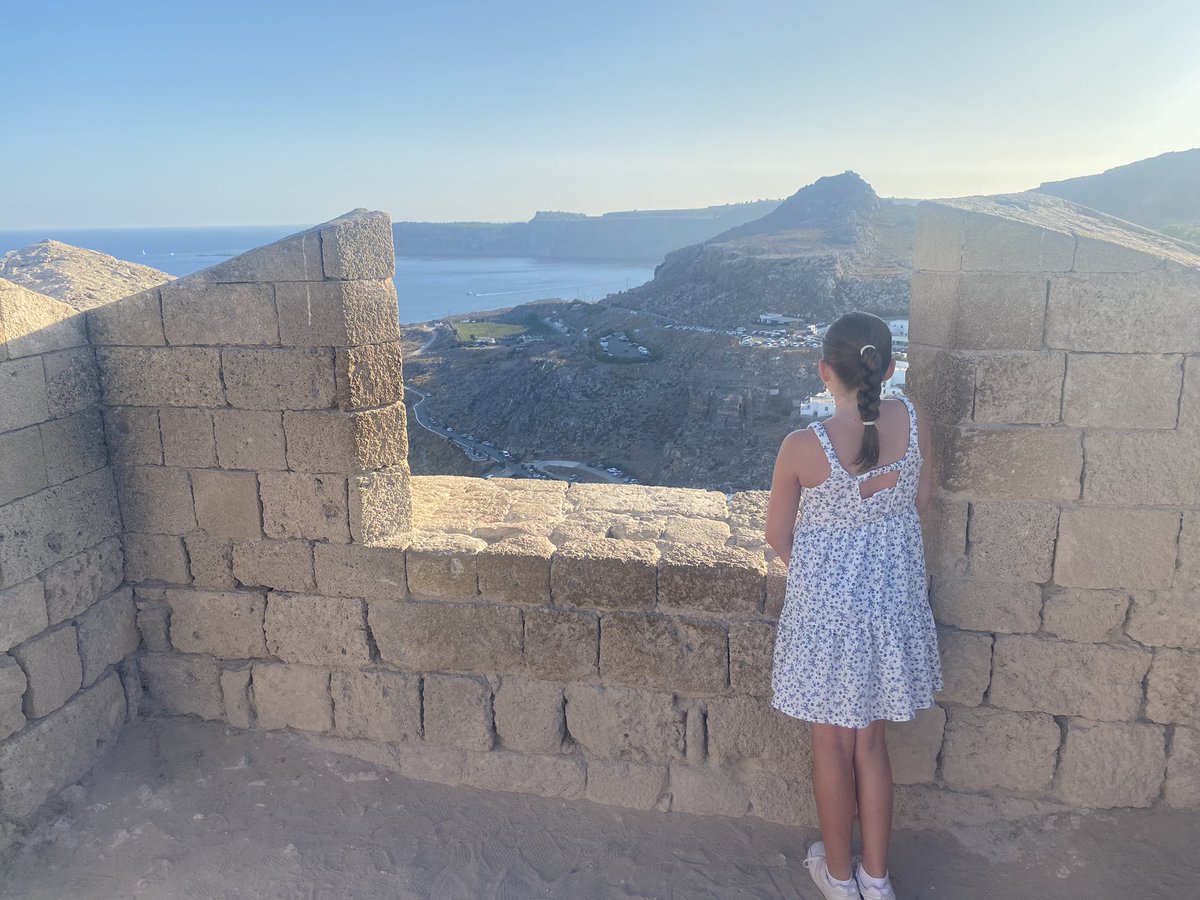 steeleygash's tweet photo. Brilliant views at Acropolis Lindos and a tad warm ☀️🇬🇷 https://t.co/nnPpIBR8IW
