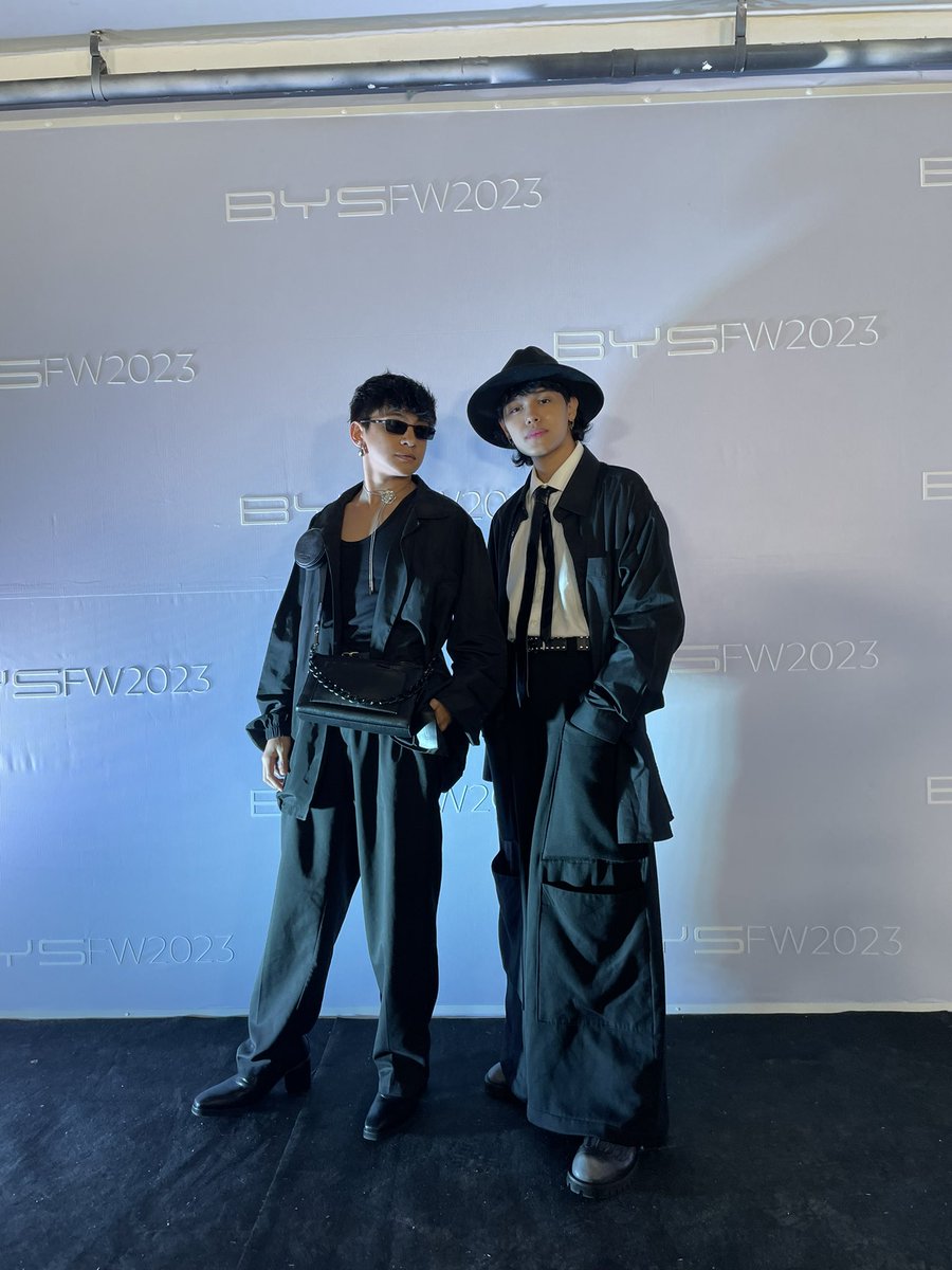 Official_ALAMAT's tweet photo. ALAMAT Tomas and R-Ji supported their brothers on BYS Fashion Week 2023 🤍🎉 

ALAMAT SLAY THE RUNWAY 
#ALAMATforANTONINA #BYSFW2023 https://t.co/FGViAoBJJp