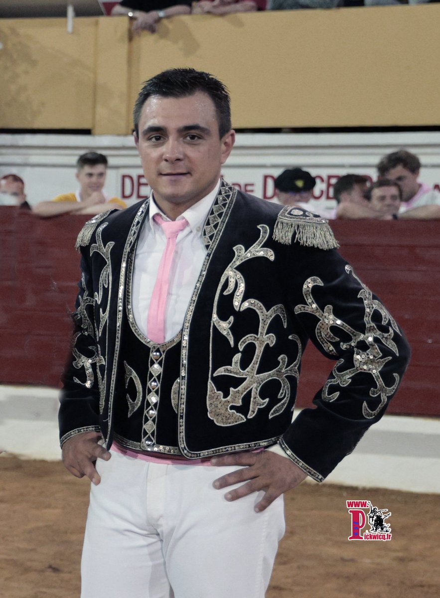 Pour soutenir Bastien Lalanne dans son combat, lui donner un petit coup de pouce dans sa vie, participez à la cagnotte en ligne ouverte à son nom.
Qu'il garde force et Courage!

pickwicq.fr/fr/soutien-bas…