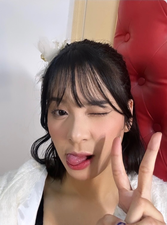 _zeeasadel's tweet photo. gangerti kenapa ni poni makin tebel padahal aku udh di titik bosen ama poni2an ini ;) Thanks for today btw! https://t.co/SKHFT5Z7ur