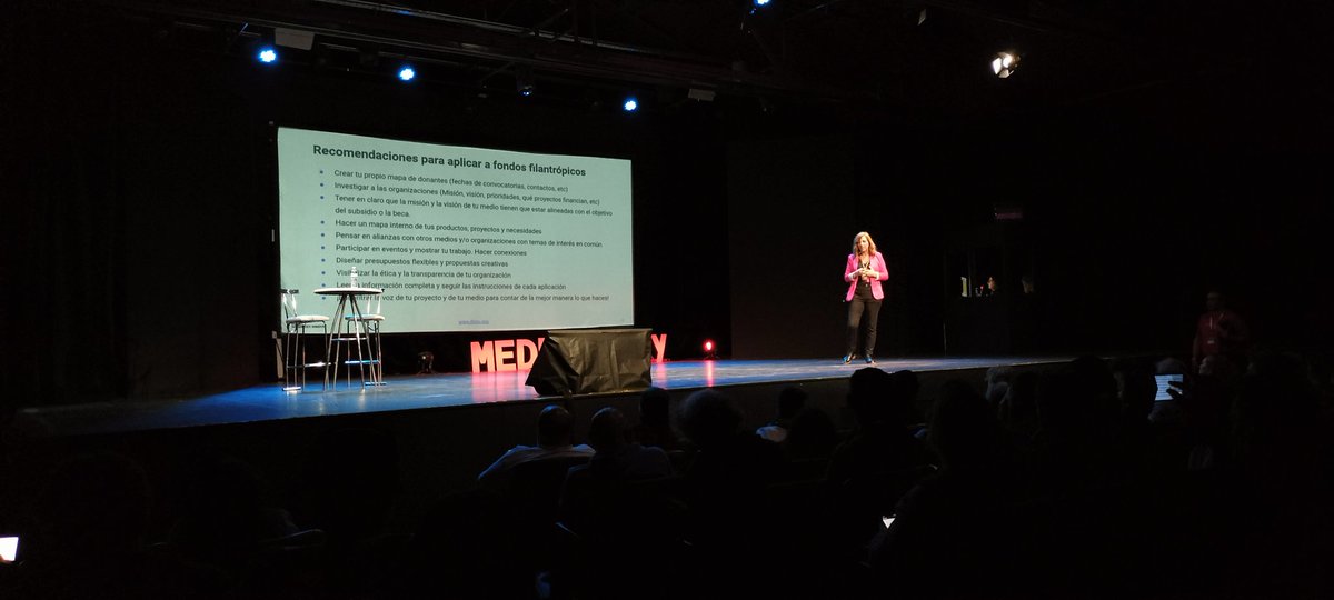 ¡Amigues de Paraguay! La querida <a href="/vanis/">Vanina Berghella</a> de 
<a href="/TheIntlFund/">International Fund for Public Interest Media</a> hablando sobre "Sostenibilidad y resiliencia financiera en medios de Interés Público" compartió un NOTICIÓN: incluyeron a Paraguay para apoyar a los medios para que crezcan dentro del ecosistema🎉🎉

 OJO 👉🏽 <a href="/TheIntlFund/">International Fund for Public Interest Media</a>