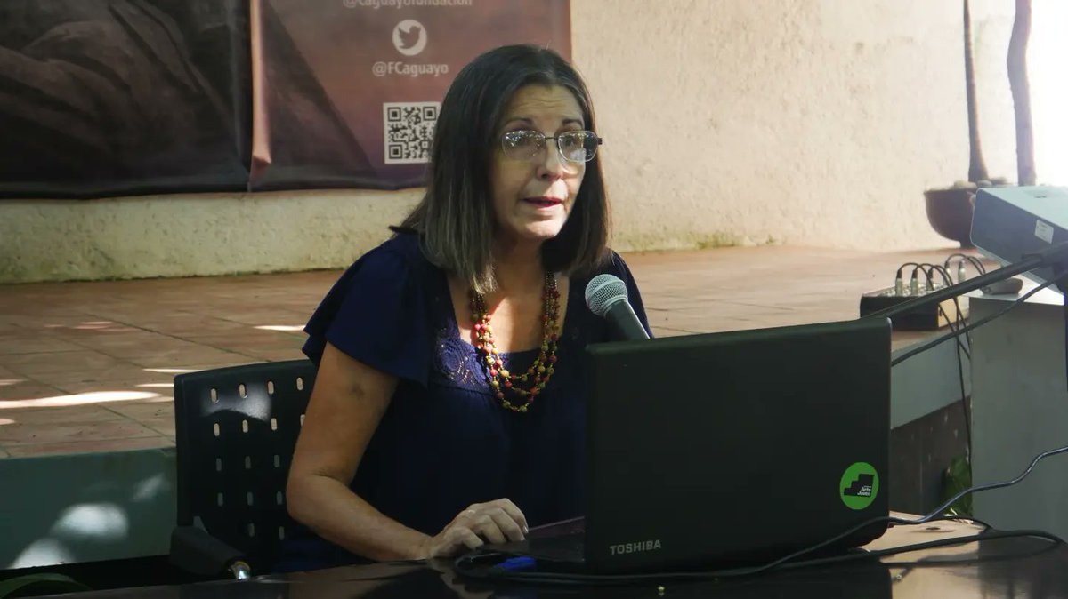 FCaguayo's tweet photo. La conferencia "Luis Emán Fornaris: una #vida dedicada a la #enseñanza y la #creación artística" de la Dr.C. Etna Sanz de la @UOCuba ocupada la última jornada teórica del #IISalonDeArteContemporaneo.

Sirva este espacio de homenaje a un artista identitario de la cultura cubana. https://t.co/GWUNTn9600