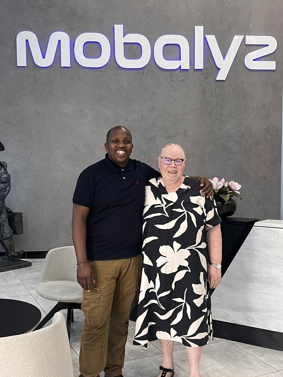 matsi_moswane's tweet photo. Our stakeholder engagement strategy transcends beyond our primary and immediate stakeholders. A privilege to meet and exchange ideas with @CGE_ZA DC Mama Nomasonto Mazibuko as we discussed issues pertinent to both organisations and the taxi industry at large. #PartnersInMotion https://t.co/BnIyxUvVa3