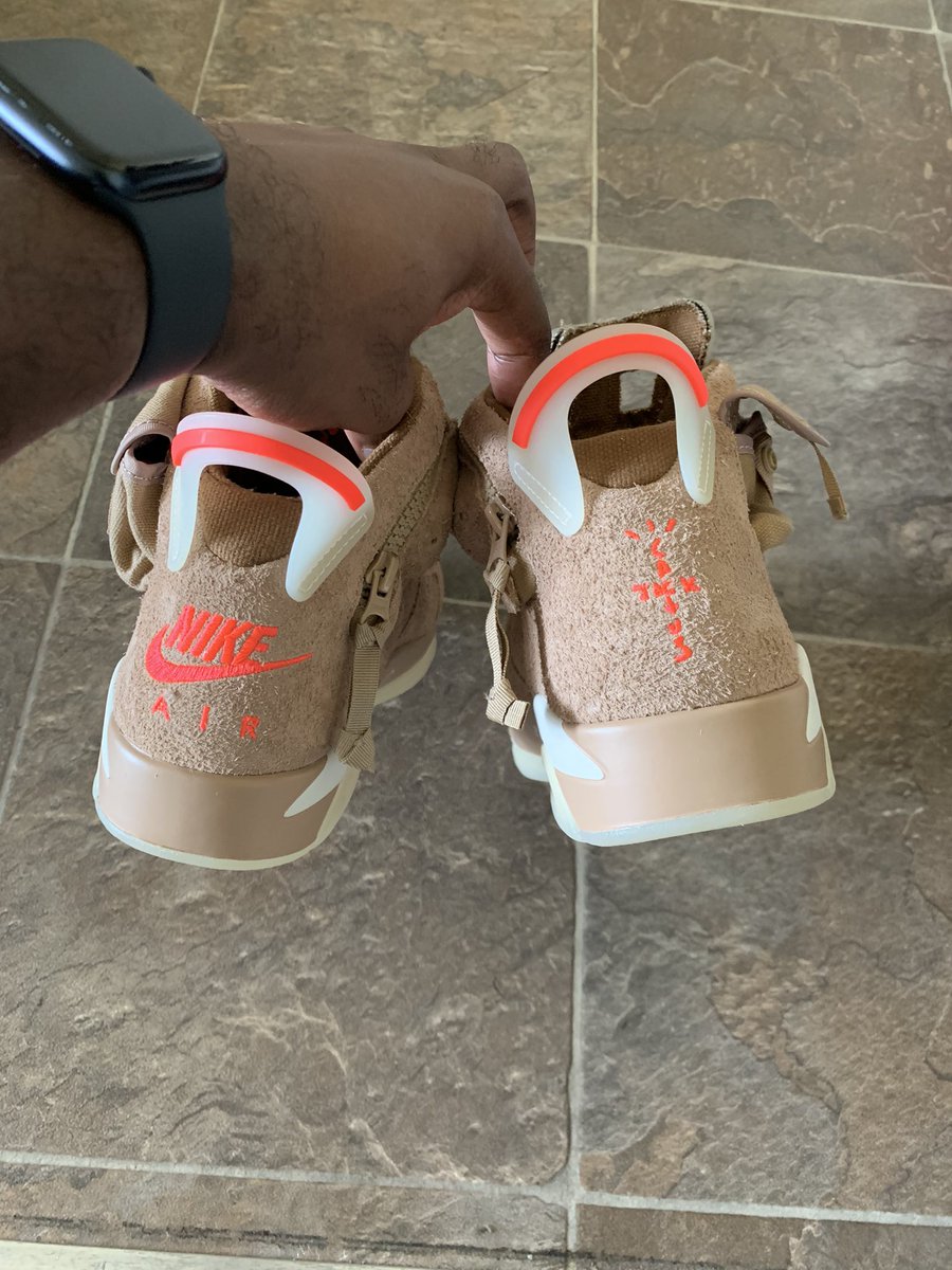 wilfriedboh's tweet photo. what are on your feet today? https://t.co/pLyB5itLCk