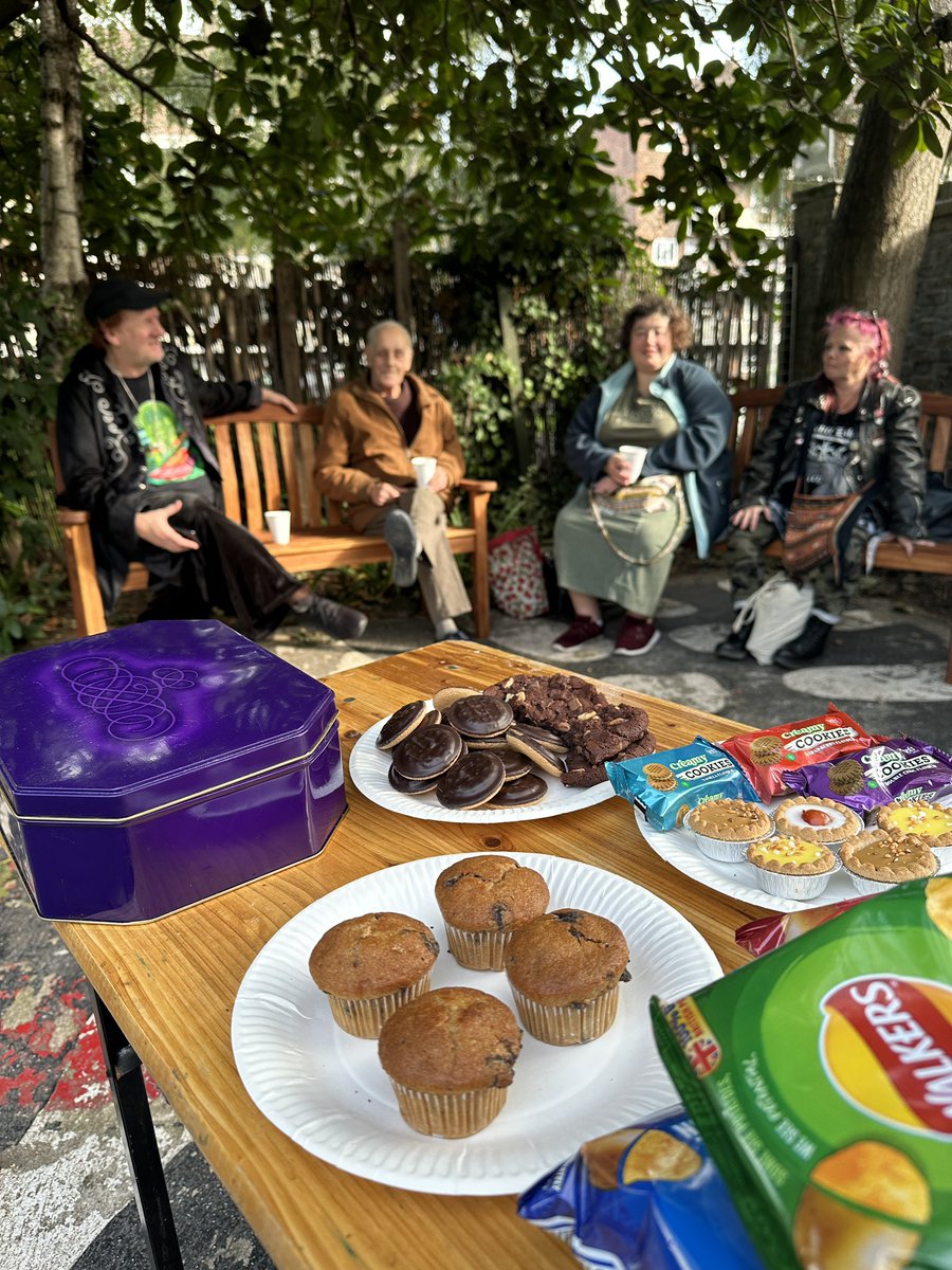 We have a lovely new team offering Tea, Coffee and a Chat on Thursday afternoons. 2-4pm in the garden. All welcome and free. #community #Hoxton