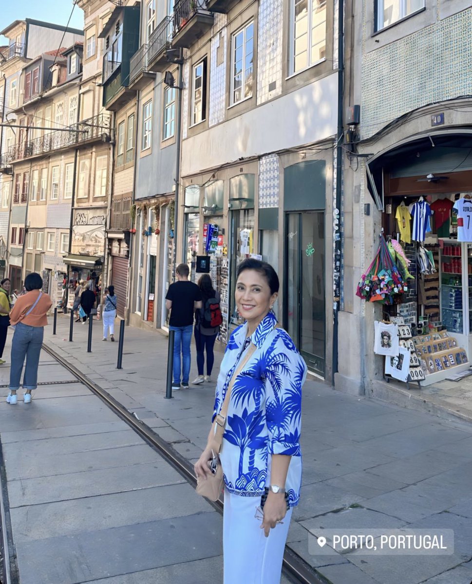 leni del rey tweet media