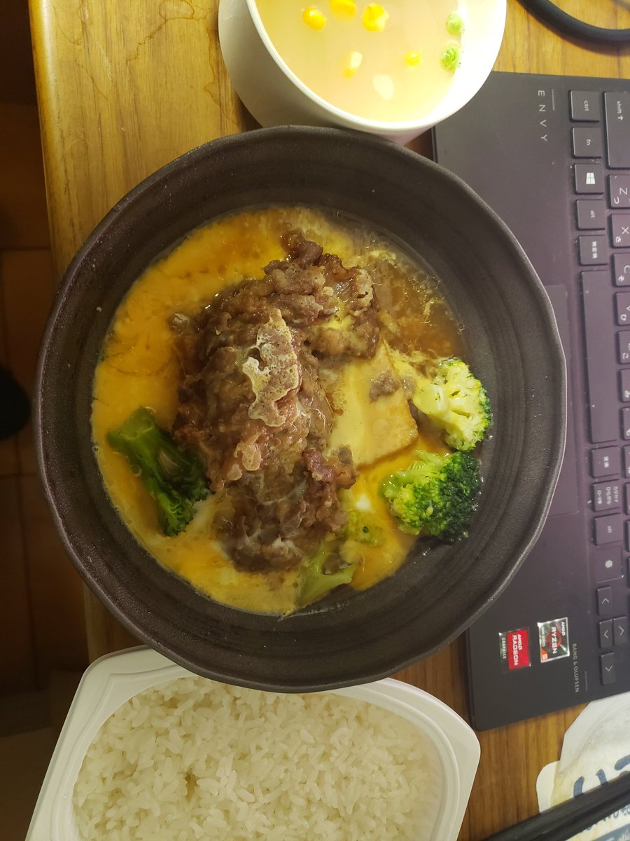 Dahune_River's tweet photo. 12時から食っていい飯ではない https://t.co/yJYgIvIU9A