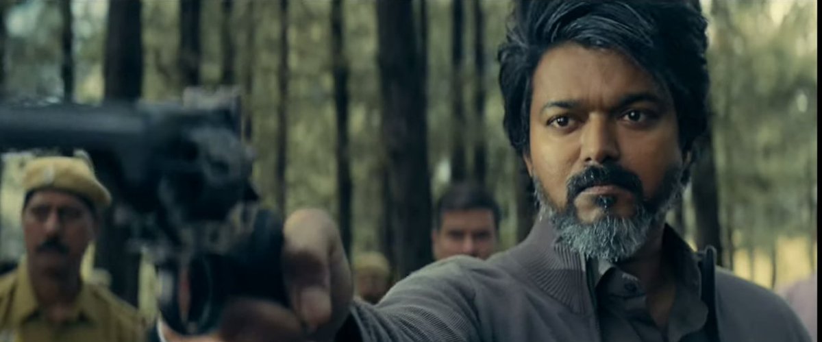 KollywoodSamrat's tweet photo. @Dir_Lokesh na ❤️ you're the man of your words na.. Undoubtedly it's a 💯% Lokesh's film.. You gave us wholesome treat than what we have expected.. Majavakidhu naa 🛐💥 Easily will be your best work till date..
More than #Vikram.. More than #Kaithi.. You fulfilled us 🔥

#Leo https://t.co/jBakRm3mwY