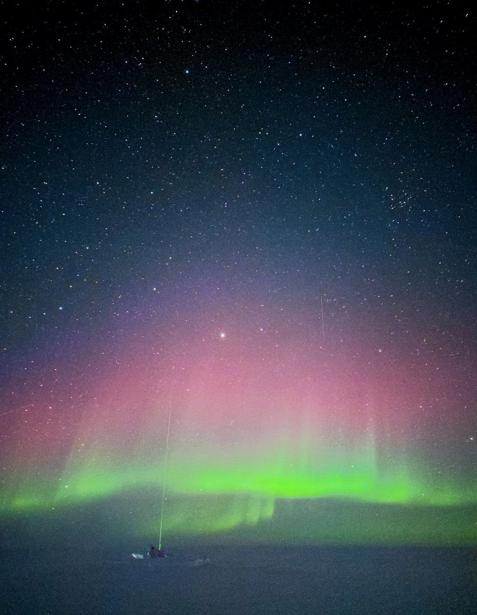 A "ring of fire," plasma storms, auroras – did you know they’re all part of solar science?

Join us for a #takeovernsf event Wed., Oct. 11 at 11 a.m. EDT to learn more about the science behind solar #eclipses. Bring your questions! 

📸: A. Woodward; NSO; D. Pickell