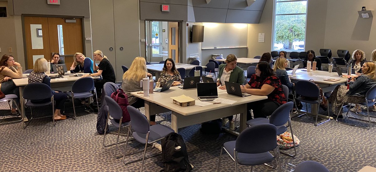 clalko2's tweet image. Great conversations happening as Teacher Consultants and Resource Room teachers collaborate together to support students!