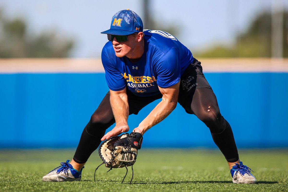 Just a few 📸 as the first intrasquad gets underway #GeauxPokes | #FERDA