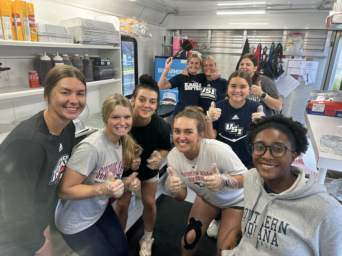Fall Festival shift 1 crew. USI Varsity Club Booth 107. Come see us here 2-10pm! <a href="/USIAthletics/">USI Athletics</a> <a href="/USISOFTBALL/">USI SOFTBALL</a>