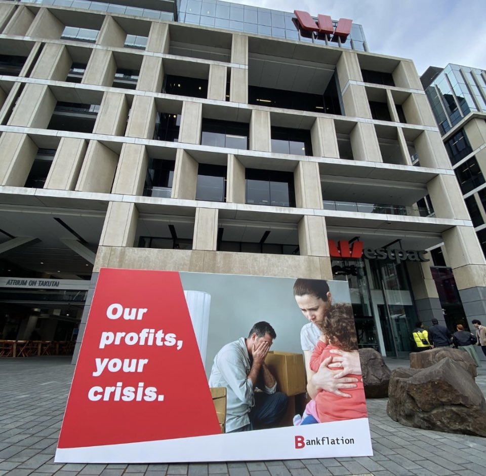 Adam Currie tweet media