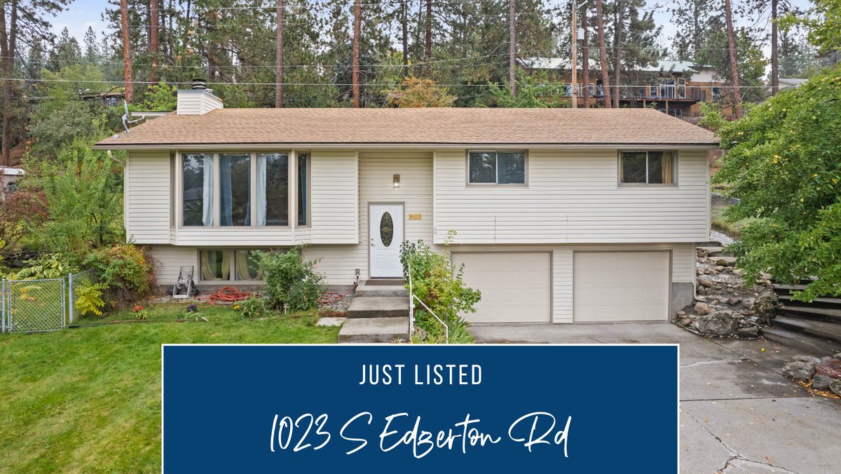 HouseSpokane's tweet photo. No better time to buy this home than now!
It's ready for the chilly months with its’ radiant atmosphere, cozy fireplace, warm hardwood floors, relaxing backyard, and more!
Find more details here: https://t.co/Jst9QgEgib https://t.co/qs47txdwAP
