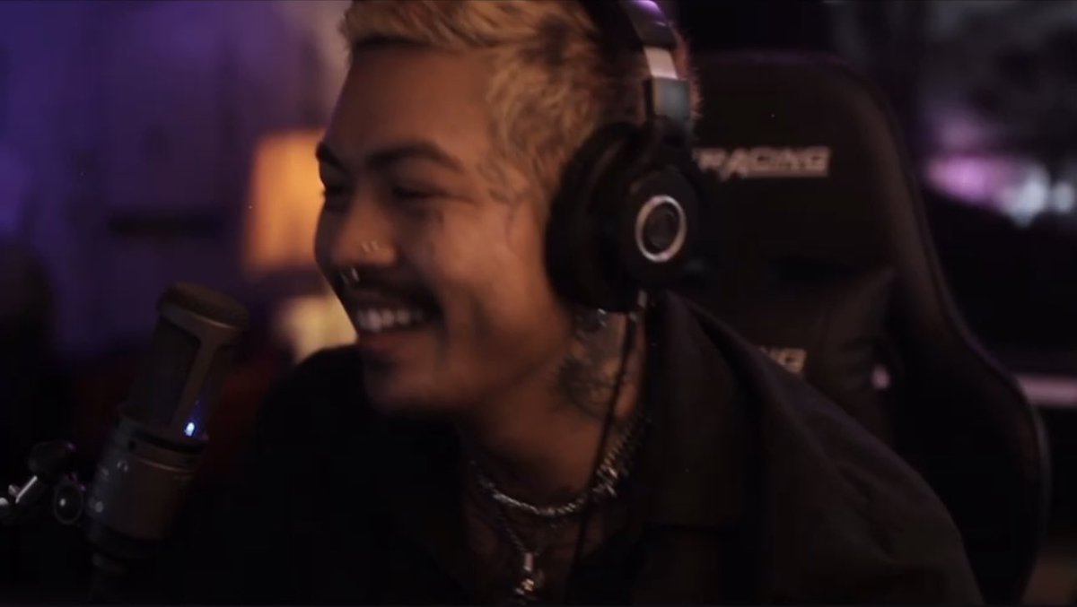KuyaAllen1's tweet photo. Stream in 30 minutes come or I’ll cry https://t.co/GyJkwqJXH3 https://t.co/i2IJhF4VvL