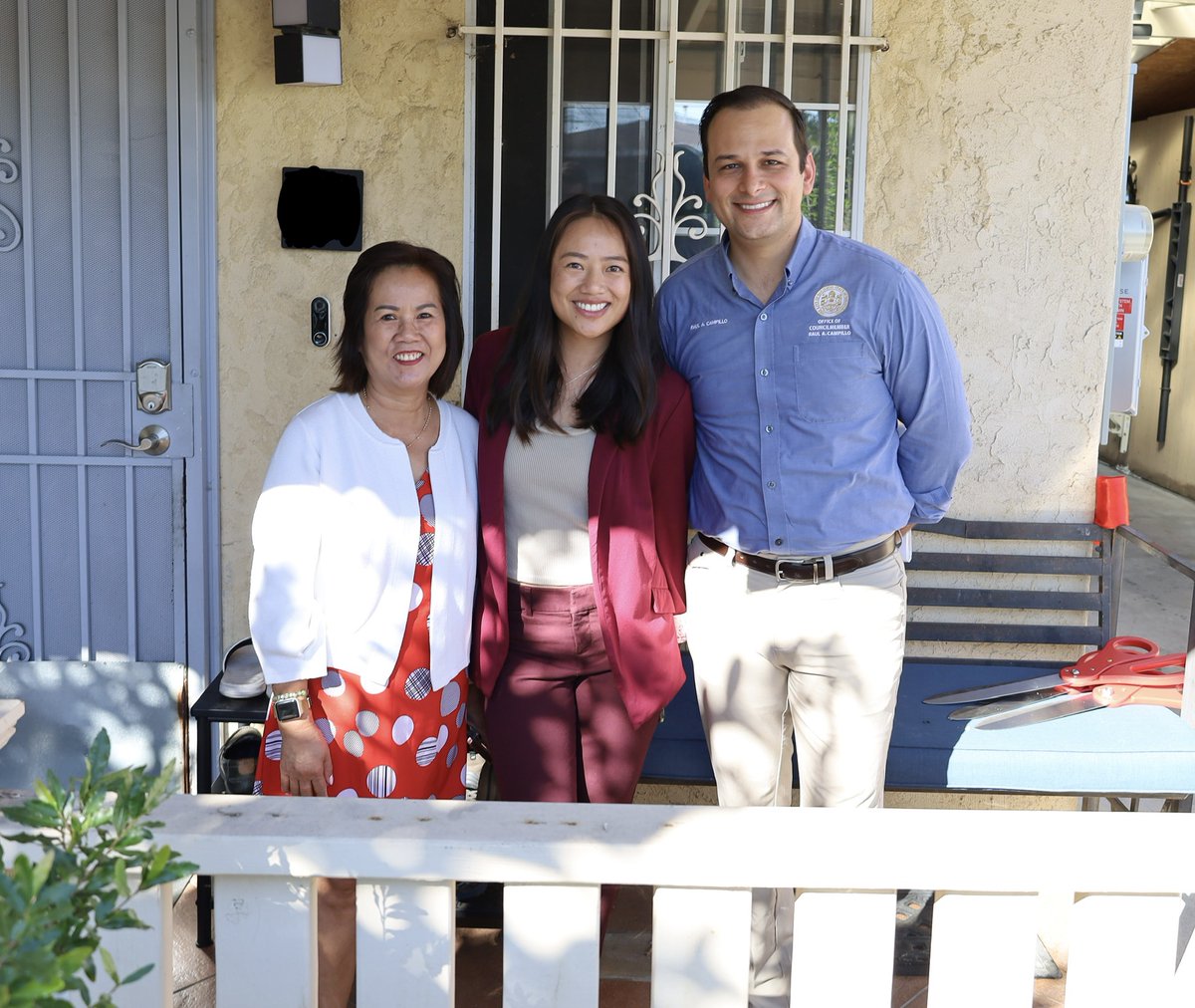 CMRaulCampillo's tweet photo. This morning, I joined @SDGE, @SeanEloRiveraD9, and @IBEW569 to celebrate the 1st year of a program that expands solar access for D7 residents and others. I've championed this project because it helps working families save on solar and drives San Diego toward our climate goals. https://t.co/ydlo42LBkI